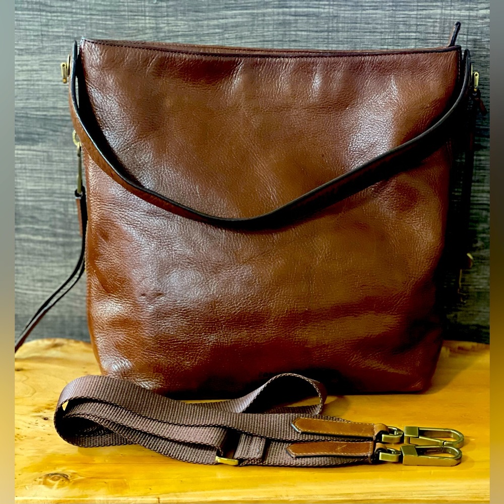 Fossil Maya Leather Hobo